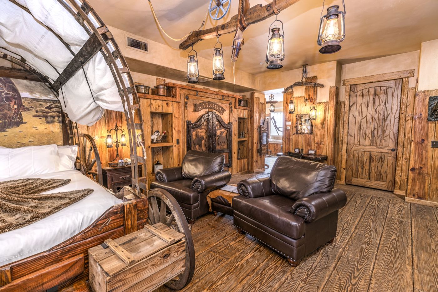 Wagon Wheel villa, photo 2